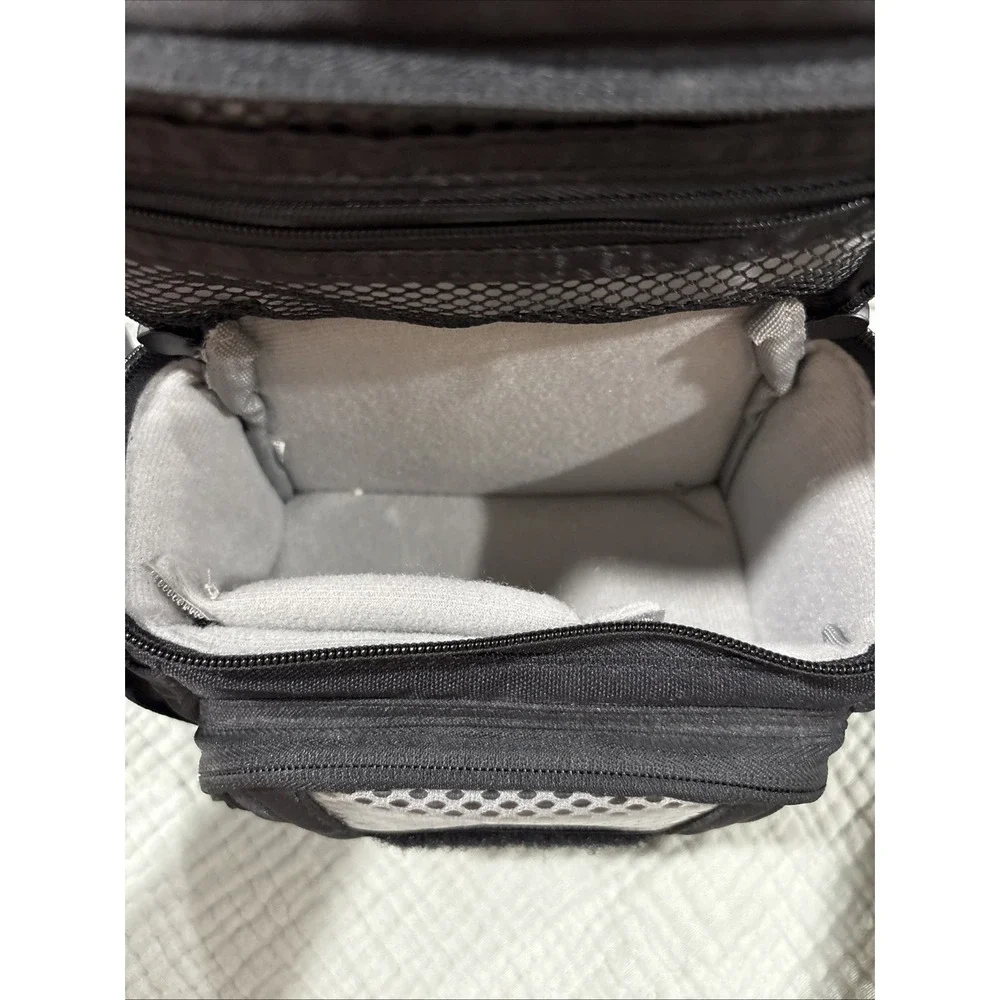 GENUINE Lowepro Edit 110 Camera Case/Bag Black - EUC